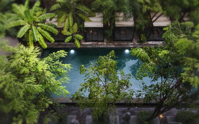 Larimar Hotel and Resort