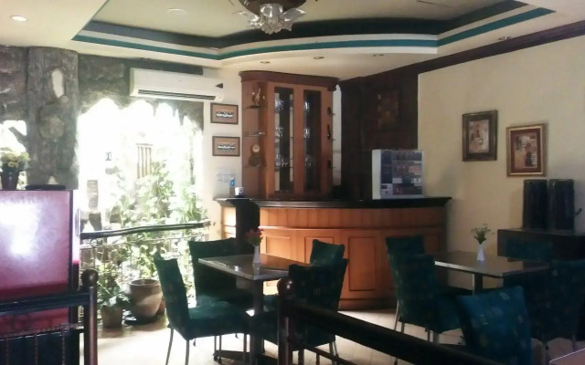 Anging Mammiri Hotel