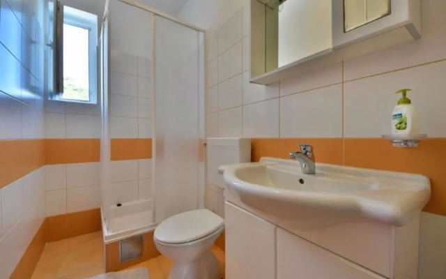 Apartment Sani Karlobag 30011