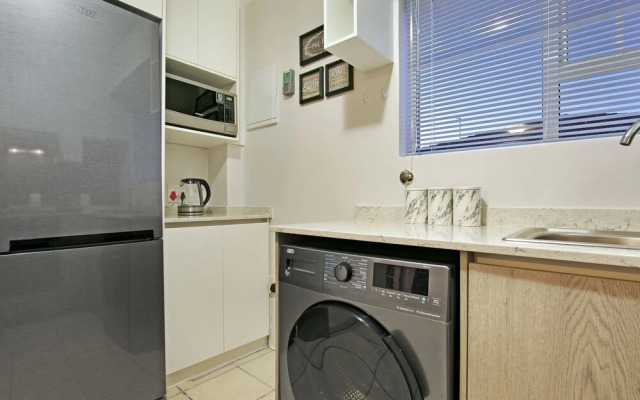 Big Bay Beach Club 98