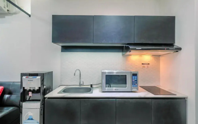 Luxury 2BR Apartment at Pejaten Park Residence with Bathtub