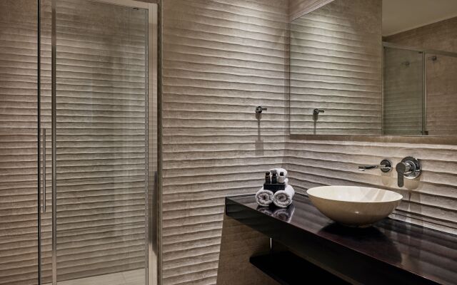 Prima Vista Beachfront Boutique Hotel