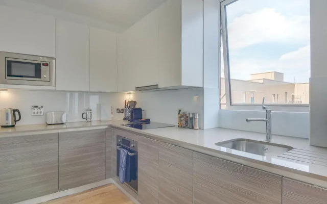 Heathrow Central Apartments By Mysquare