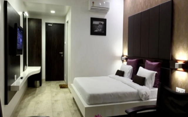 Hotel The Grand Daksh Somnath