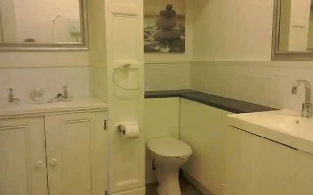6-bed House in Snowdonia With Your own Private pub