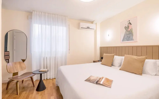 Granada Suites by Olala Homes