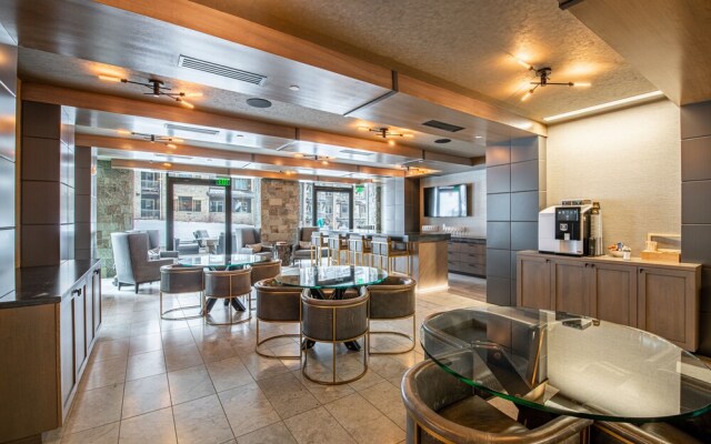 Empire Residences by Luxury Mountain