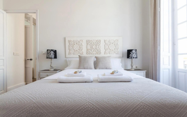 Stunning Boutique - Space Maison Apartments