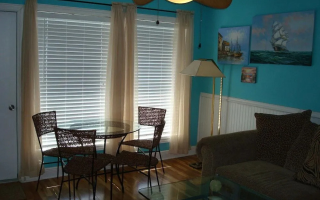 Coastal Nest 207BH