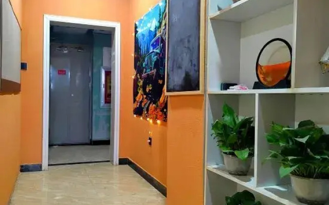 Huake Youth Hostel