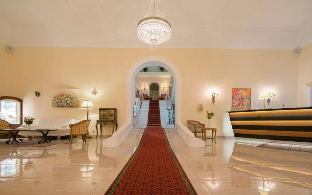 Best Western Hotel Bellevue Au Lac