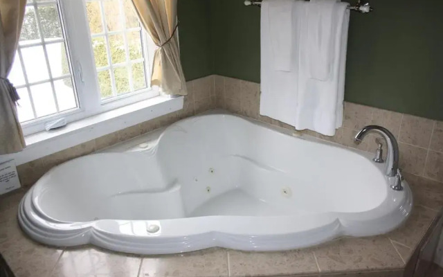 Pathsaala Inn & Restaurant