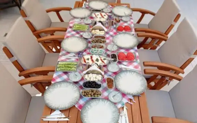 Eflin House Butik Hotel