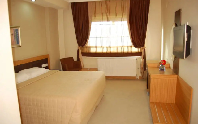 Hotel Rabis