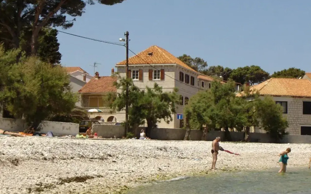 Piv - 10 m From Beach - SA4