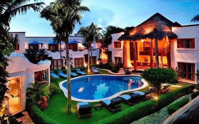 Mosquito Blue Hotel & Spa