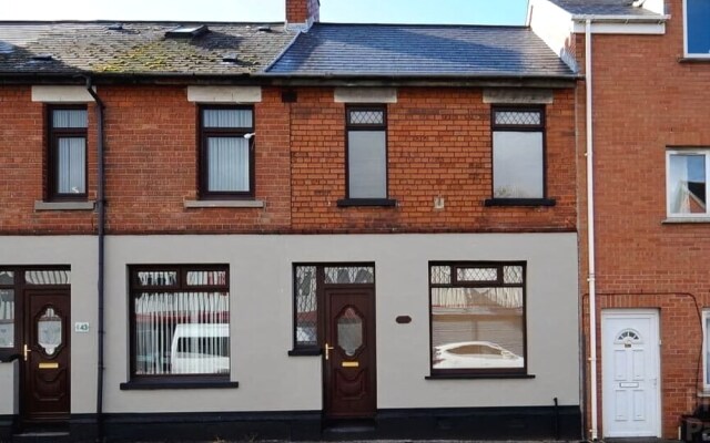 Belfast Budget Donegall Avenue 141