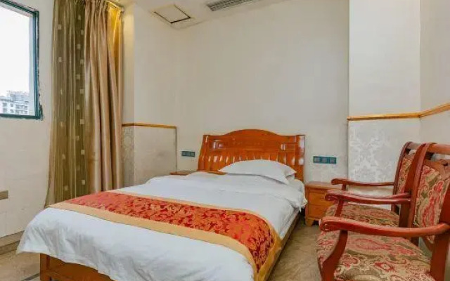 Dong Hai Long Quan Business Guest House