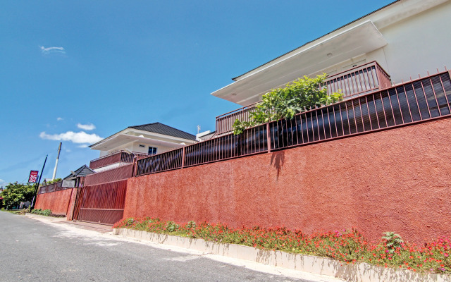 R&S Living Residence By RedDoorz