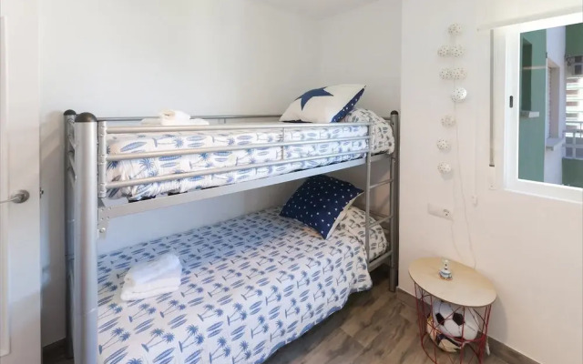Love Jeju Sanbangsan Guesthouse - Hostel