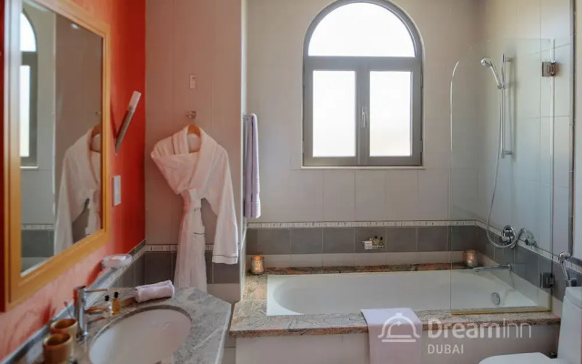 Dream Inn Dubai - Signature Villa