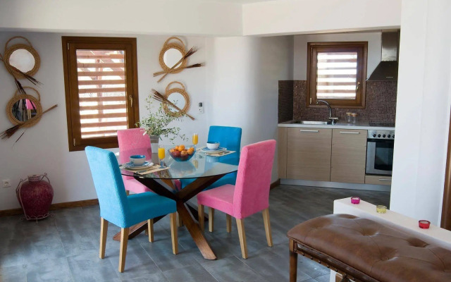 Poikilma Alonissos Villas