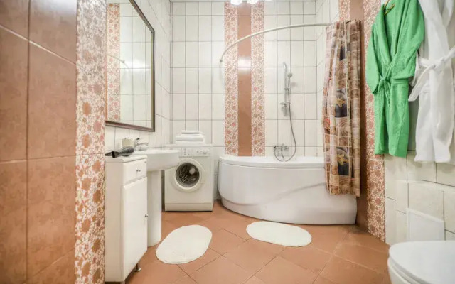 Apartments Five Stars Stylish apartment with European renovation