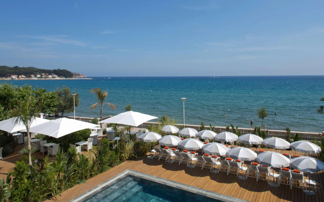 Grand Hotel Des Sablettes Plage, Curio Collection By Hilton