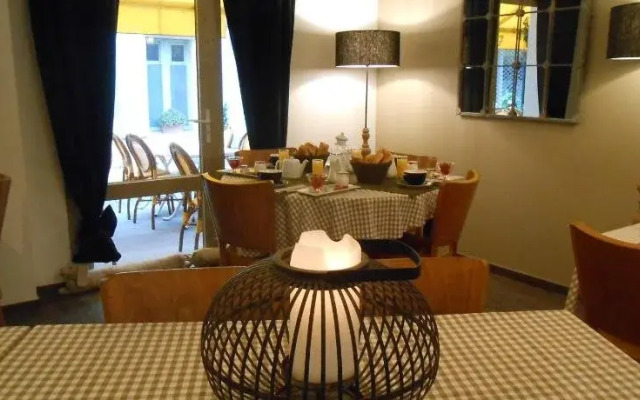 Chez Carrière