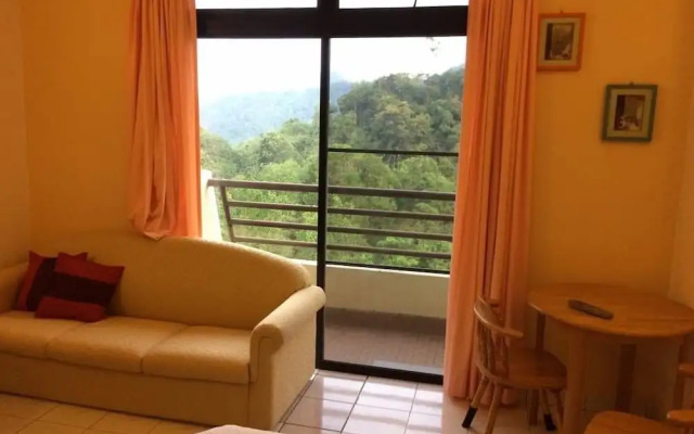 Paul 3 bedroom Kempas D1-703 Genting Highland