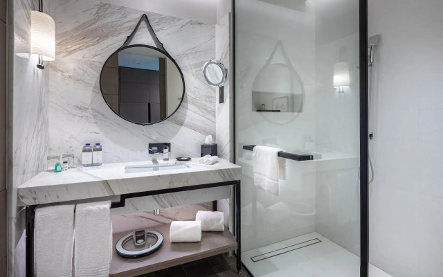 Sheraton Jeddah Hotel - Saudi Brothers Commercial Company Branch