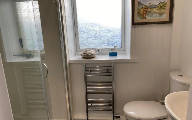 Dolphin Cottage