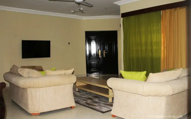 Evergreen Apartments