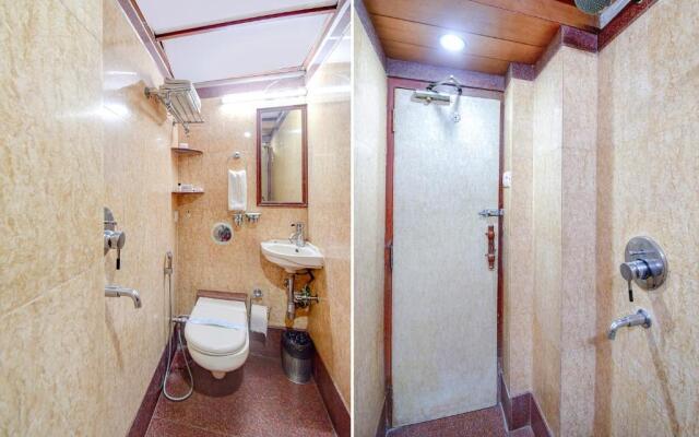 Fabhotel Panasia International