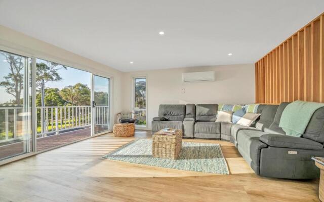 Beach House on Bentley