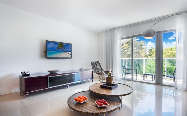 Beach Haus Bal Harbour
