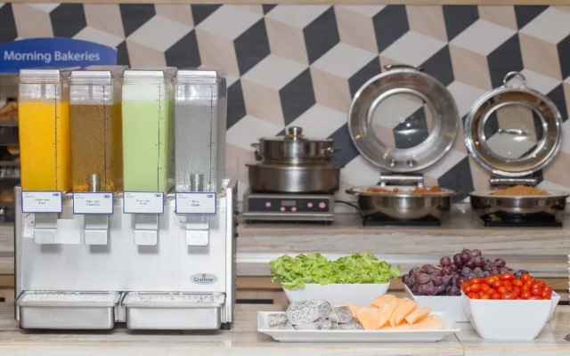 Holiday Inn Express Bangkok Sathorn by IHG