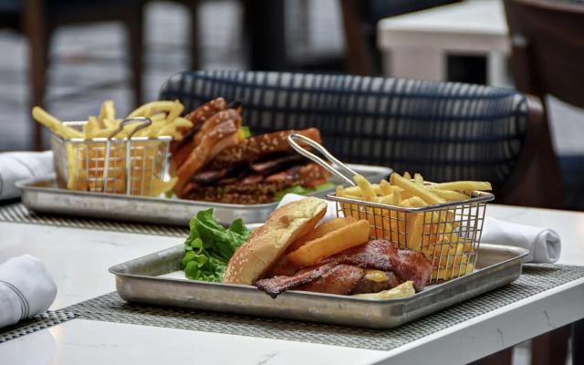 Embassy Suites by Hilton Omaha Downtown Old Market