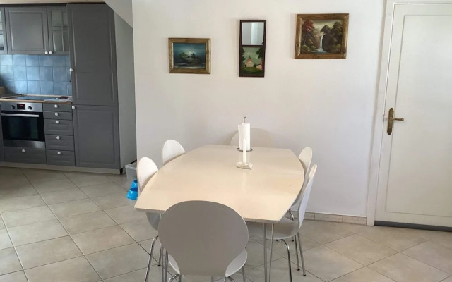 6 Person Holiday Home in Rodby