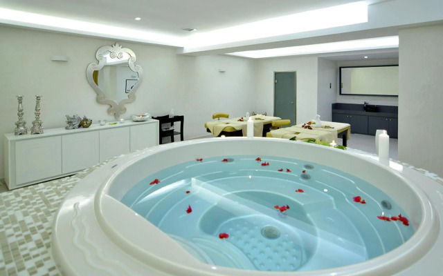Insula Alba Resort & Spa