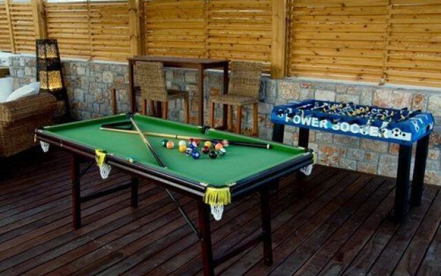 Kokkini Paparouna Villa