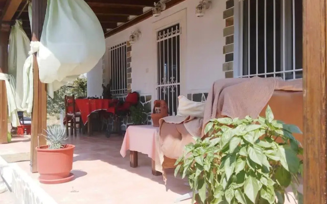 Amarantos beautiful Garden House