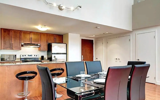 Palais-des-Congrès Furnished Suites by Hometrotting