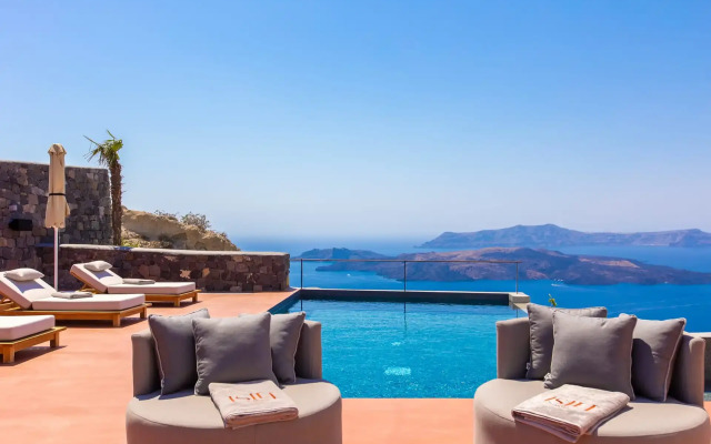 Islet Santorini