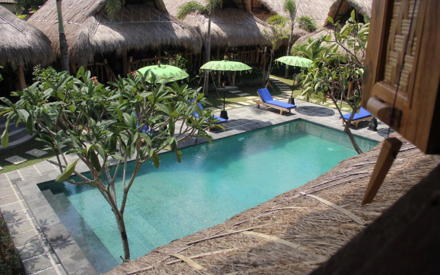 The Calmtree Bungalows