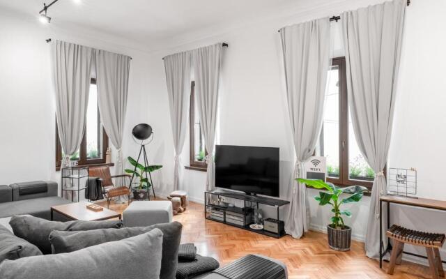 Apartment del Bello