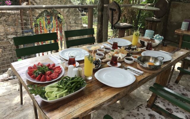 Eski Datca Pansiyon Cafe