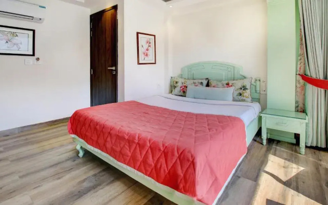 Treebo Trend Lakeside Inn