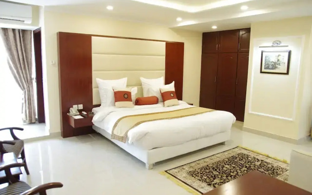 Heaven Hotel