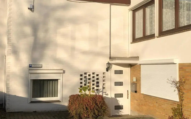 Ferienwohnung Apartment Dettum mit eigenem Bad, Kochnische und Wintergarten